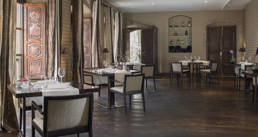 Palacio De Aviles Affiliated By Melia Ngoại thất bức ảnh The restaurant